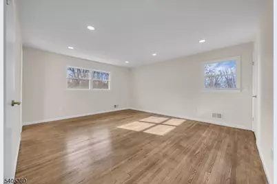 127 Stockton Ave, Franklin Township, NJ 08540 - Photo 14