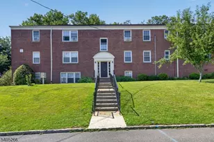 390 Morris Ave, Summit, NJ 07901 - Photo 22