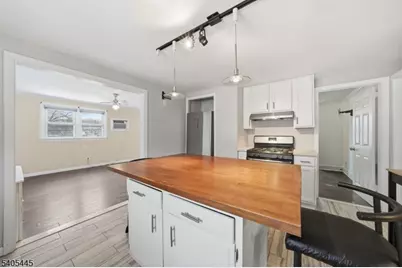 1133 Goffle Rd, Hawthorne, NJ 07506 - Photo 8