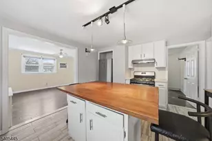 1133 Goffle Rd, Hawthorne, NJ 07506 - Photo 8