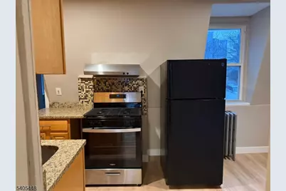 1635 Union Tpke, North Bergen, NJ 07047 - Photo 4