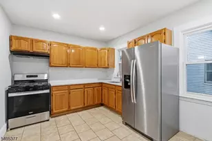288 William St, East Orange, NJ 07017 - Photo 10