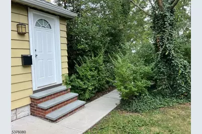 420 Lakeview Ave #1R, Clifton, NJ 07011 - Photo 2