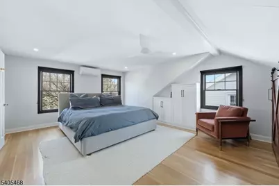 32 Dodd St, Montclair, NJ 07042 - Photo 16