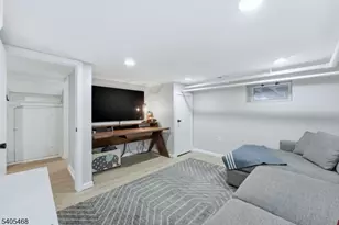 32 Dodd St, Montclair, NJ 07042 - Photo 28