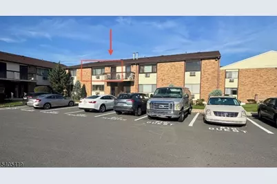 528 Cricket Ln, Woodbridge Township, NJ 07095 - Photo 1