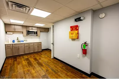 90 Ridgedale Ave, East Hanover Township, NJ 07936 - Photo 34