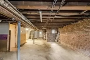 454 N 11th St, Newark, NJ 07107 - Photo 8