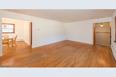 8 Franklin Dr, Mendham Township, NJ 07869 - Photo 4