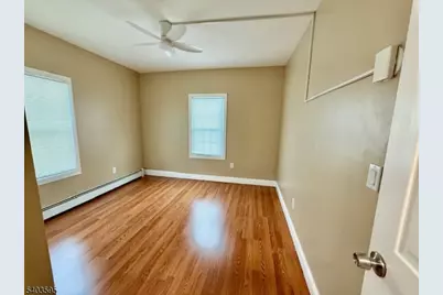 146 Leghorn Ave, Bridgewater, NJ 08807 - Photo 8