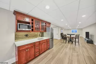 5 Meadow Ct, Madison, NJ 07940 - Photo 42