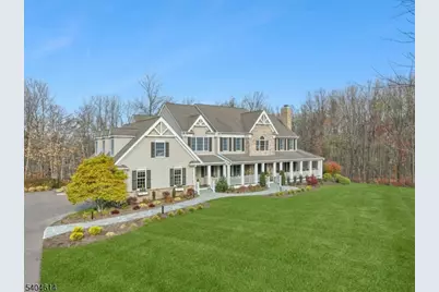 36 W Springtown Rd, Washington Township, NJ 07853 - Photo 2