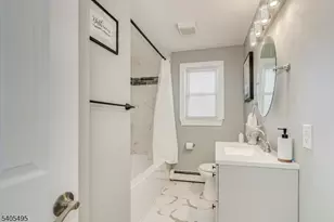 7 Jackson Ave, Vernon, NJ 07462 - Photo 10