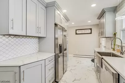 7 Jackson Ave, Vernon, NJ 07462 - Photo 6