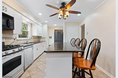 212 County Line Rd, Branchburg Township, NJ 08876 - Photo 8