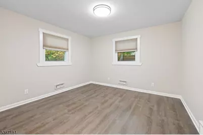 88 Emerson Rd, Franklin Township, NJ 08873 - Photo 10