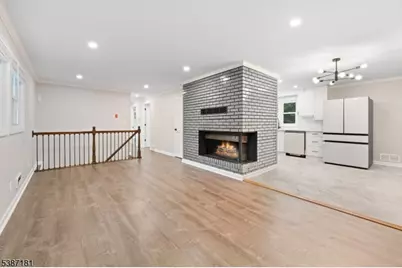 88 Emerson Rd, Franklin Township, NJ 08873 - Photo 2