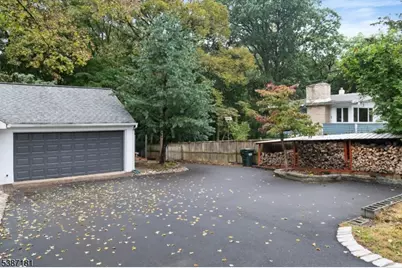 88 Emerson Rd, Franklin Township, NJ 08873 - Photo 28