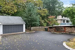 88 Emerson Rd, Franklin Township, NJ 08873 - Photo 28