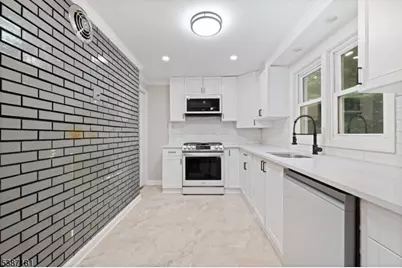 88 Emerson Rd, Franklin Township, NJ 08873 - Photo 6