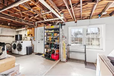 16 Absecon Rd, Parsippany, NJ 07054 - Photo 10