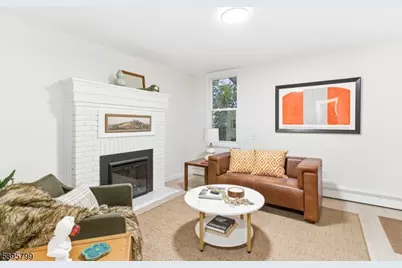 86 Roosevelt Ave, Belleville, NJ 07109 - Photo 8