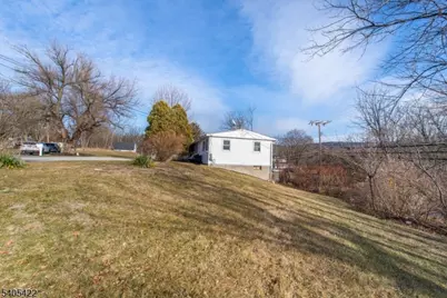 6 Mulberry St, Hamburg, NJ 07419 - Photo 24