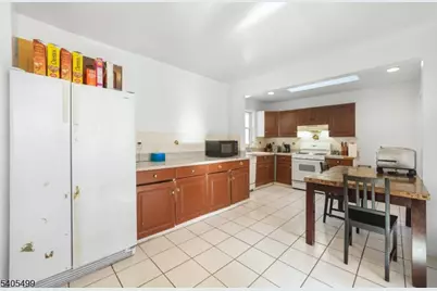 19 Vivian Ave, Emerson, NJ 07630 - Photo 10