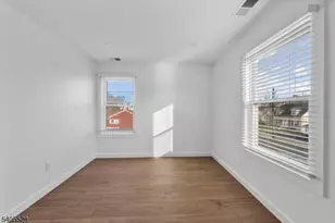 78 Anderson St, Raritan, NJ 08869 - Photo 22