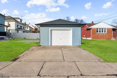 78 Anderson St, Raritan, NJ 08869 - Photo 32