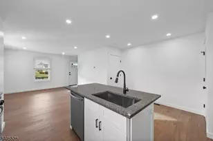 78 Anderson St, Raritan, NJ 08869 - Photo 12