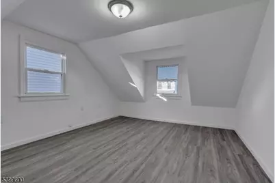 18 John St, Carteret, NJ 07008 - Photo 10