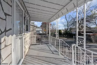 18 John St, Carteret, NJ 07008 - Photo 22