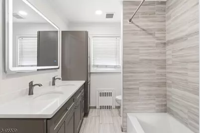 703 Elm St, Roselle, NJ 07203 - Photo 8