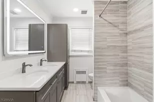 703 Elm St, Roselle, NJ 07203 - Photo 8