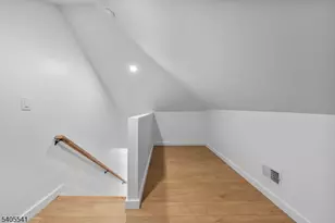 80 Anderson St, Raritan, NJ 08869 - Photo 20