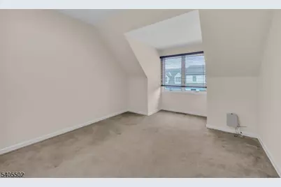 8 Village Park Ct, Scotch Plains Township, NJ 07076 - Photo 10