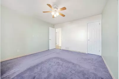 22 Falmouth Ave, Elmwood Park, NJ 07407 - Photo 10