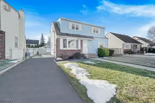 22 Falmouth Ave, Elmwood Park, NJ 07407 - Photo 2