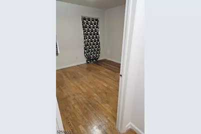 1042 Bergen St #2R, Newark, NJ 07112 - Photo 4