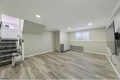 651 Amherst Rd, Linden, NJ 07036 - Photo 20