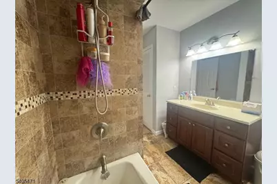 835 Dixie Ln, Plainfield, NJ 07062 - Photo 24