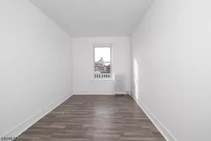 132 4th Ave, Florence Township, NJ 08554 - Photo 16
