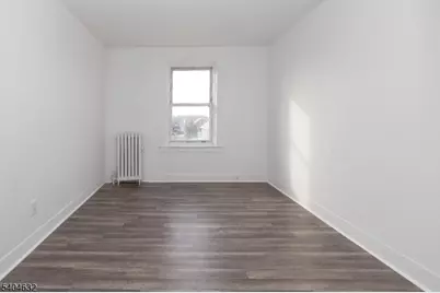 132 4th Ave, Florence Township, NJ 08554 - Photo 18