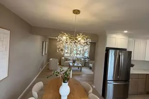 208 Holly Dr, Roselle, NJ 07203 - Photo 18