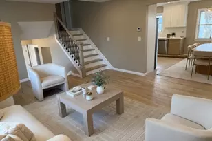 208 Holly Dr, Roselle, NJ 07203 - Photo 8