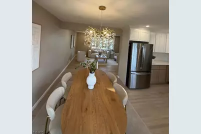 208 Holly Dr, Roselle, NJ 07203 - Photo 22