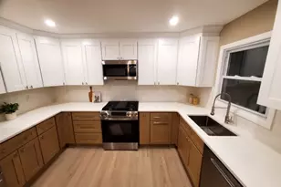 208 Holly Dr, Roselle, NJ 07203 - Photo 20