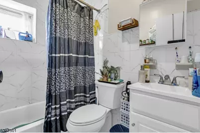 122 Harper Ave, Irvington, NJ 07111 - Photo 8