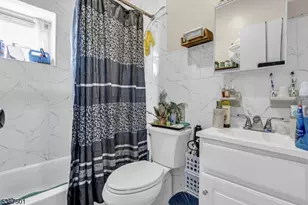 122 Harper Ave, Irvington, NJ 07111 - Photo 8